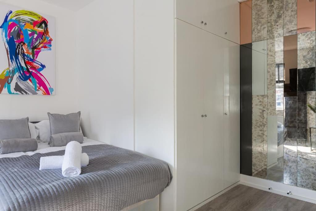 Studio Apt, 8 Min Walk From Tube 3 London Exterior photo